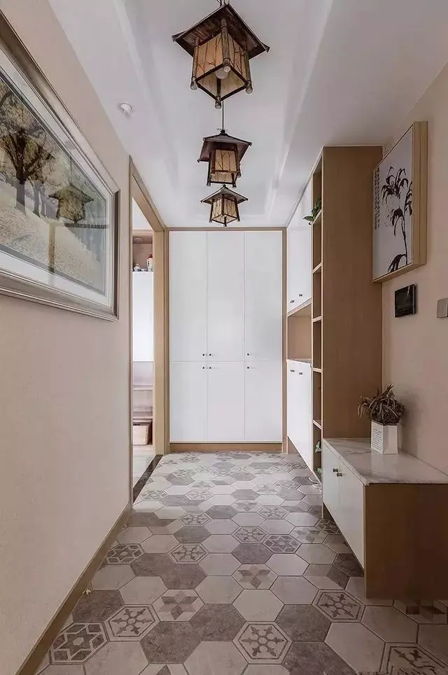你家门厅还在放鞋柜？那真是过时了，现在流行这么装，太实用了！
