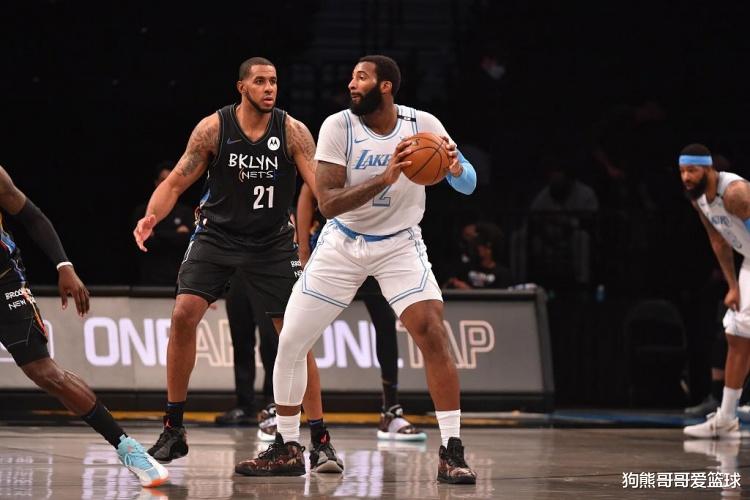 湖人队|高情商！轰17分5三分，湖人新神射致谢队友，他该感谢的还有这队