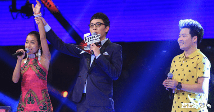 吉克隽逸|有种“整容”叫吉克隽逸卸妆，看到她素颜后，网友：为啥要扮黑