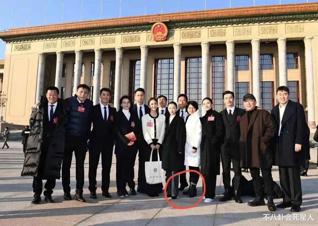 罗云熙|看着高，实际矮！8位男星身高迷惑，合照踮脚就输了