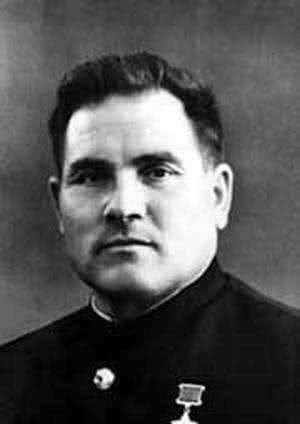 斗转星移啊|历史上,10个苏联战俘开着德军轰炸机,成功逃回国后,为何全部被处死?