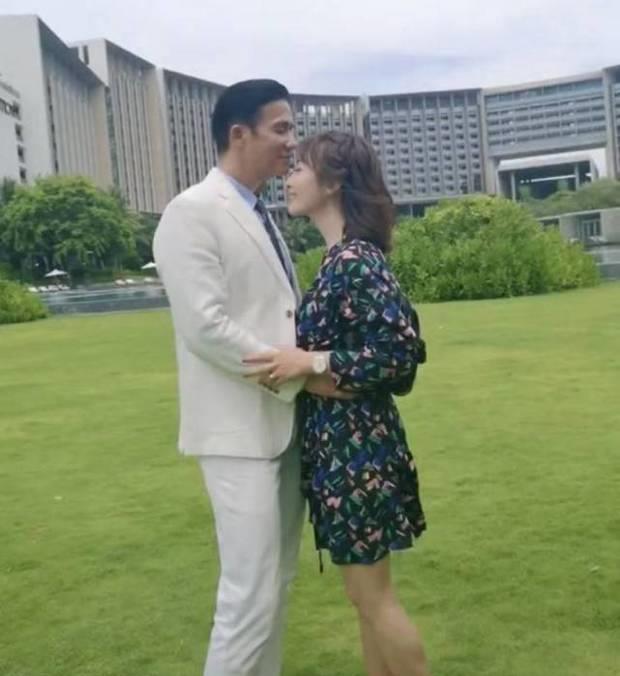 张柏芝|61岁李子雄与小23岁娇妻撒糖，庆祝结婚11年，妻子曾与张铁林拍拖