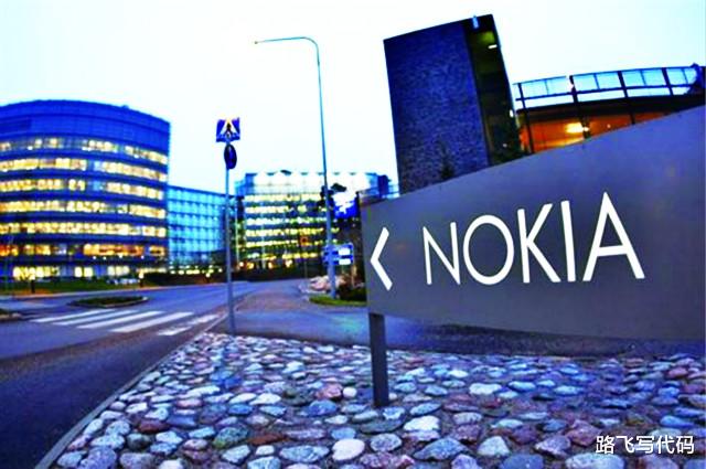 诺基亚|诺基亚新机又来了，这次一口气发布3款，代号「绯红女巫」！