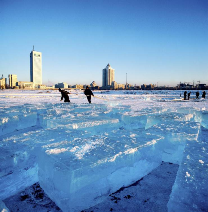 拉尼娜 拉尼娜现象接连出现，预示着冰河时代即将来临？霍金预言或将成真