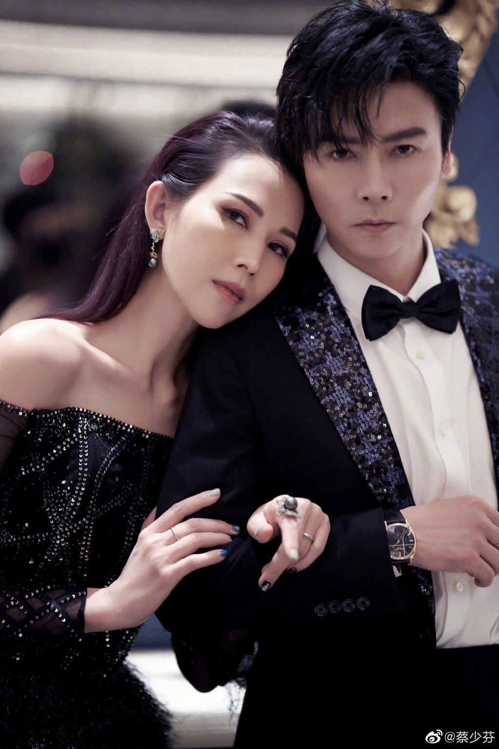 周迅|李荣浩成多数网友年度歌手：继续写歌不辜负大家