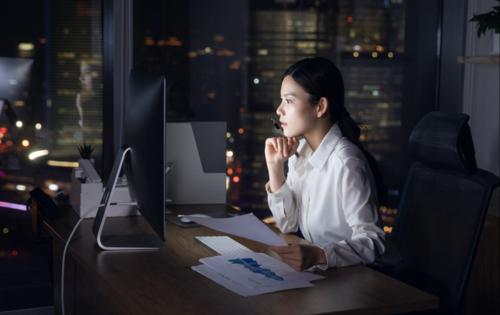 生肖|到办公室时心烦意乱？克服职场焦虑，实现职业健康发展