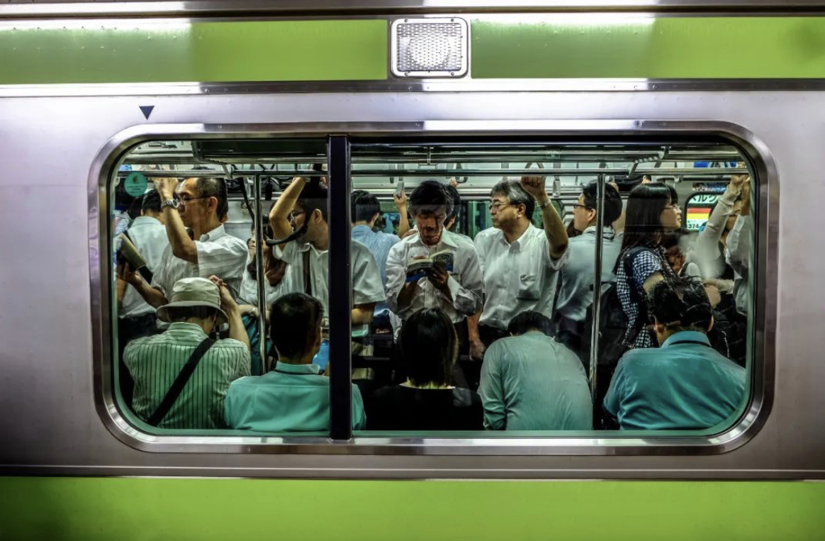 职场霸凌|央视点名批评，考不上本科，我就是智商有问题吗？