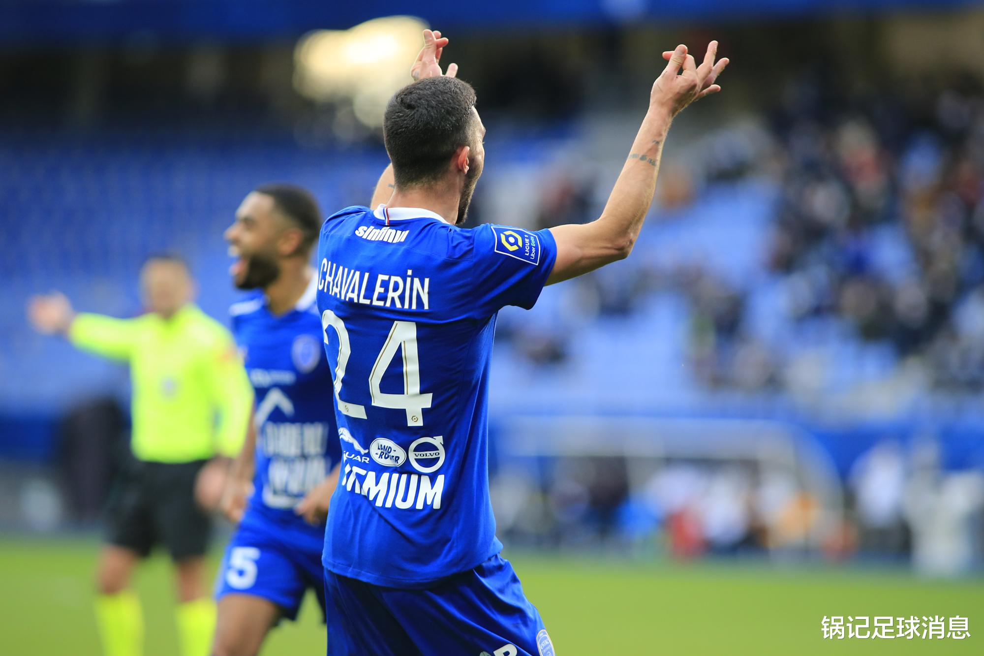 特魯瓦|聯(lián)賽8次領(lǐng)先8次丟分，這支法甲球隊，也屬實(shí)是倒霉透頂！