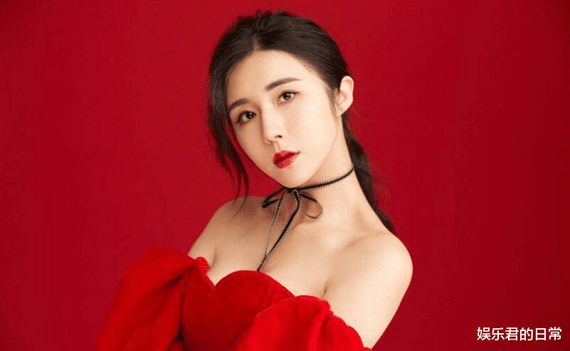 王俊凯|李易峰又曝恋情？与方安娜滑雪住酒店共度两天一夜，女方火速回应