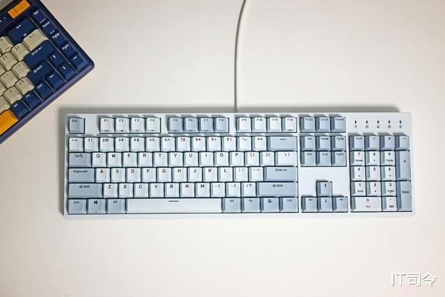 vivo|顏值實力并存，性價比首選，上手體驗杜伽K310機械鍵盤