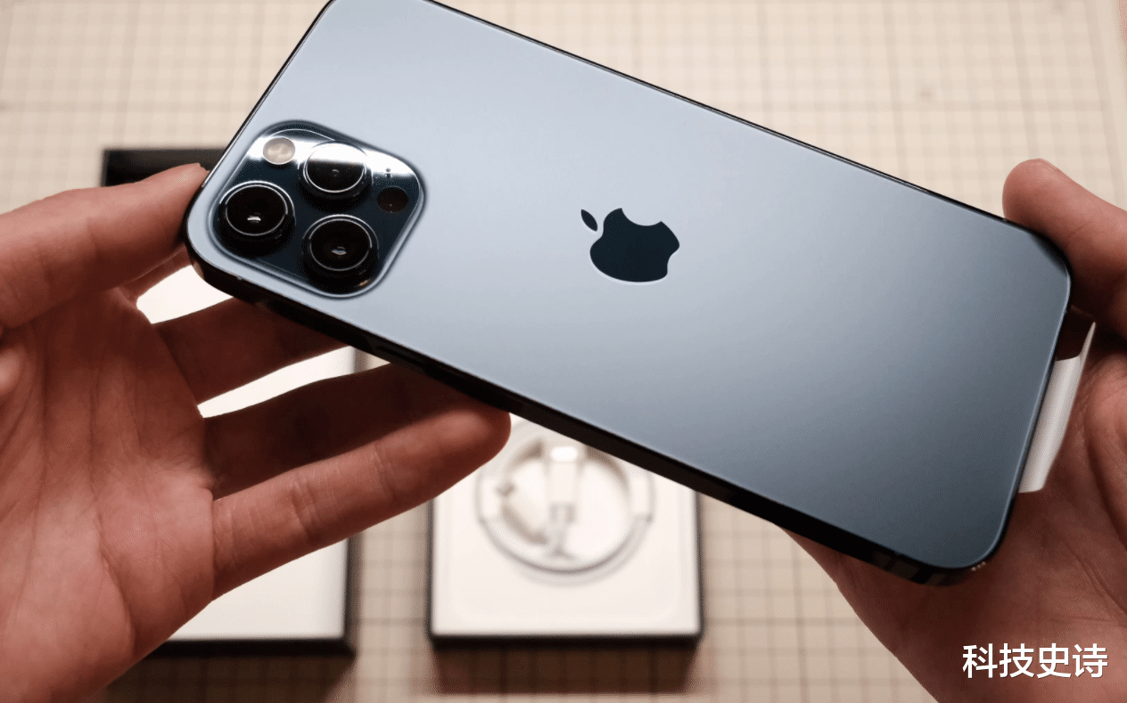 三星|买手机可以挑贵的,这3款手机目前值得买,用上三五年不会淘汰