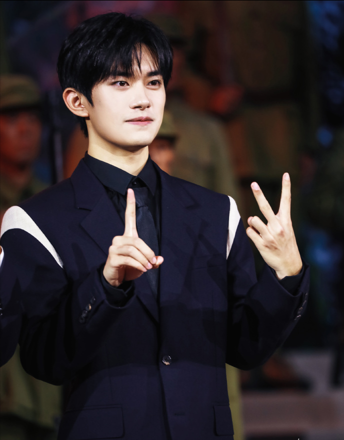 易烊千玺|娱乐新看点—易烊千玺、谭松韵、张新成等最新动态