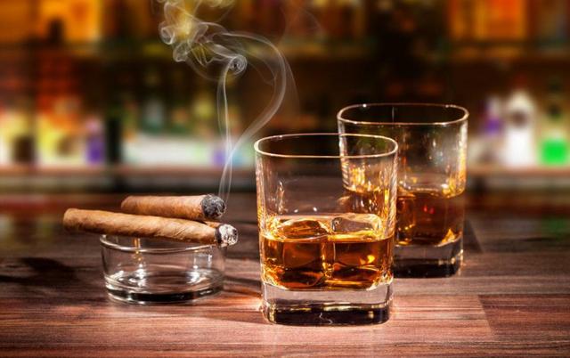 茶叶|喝茶、饮酒与抽烟，哪个对身体伤害最大？真相也许你真不知道