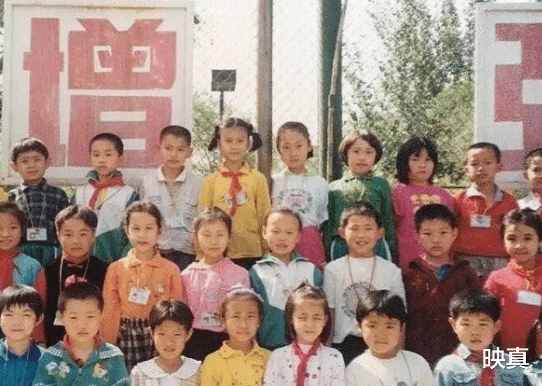 |“校花”陈皖枝：身高1米55却被丈夫喂到300斤，曾睡塌2张床