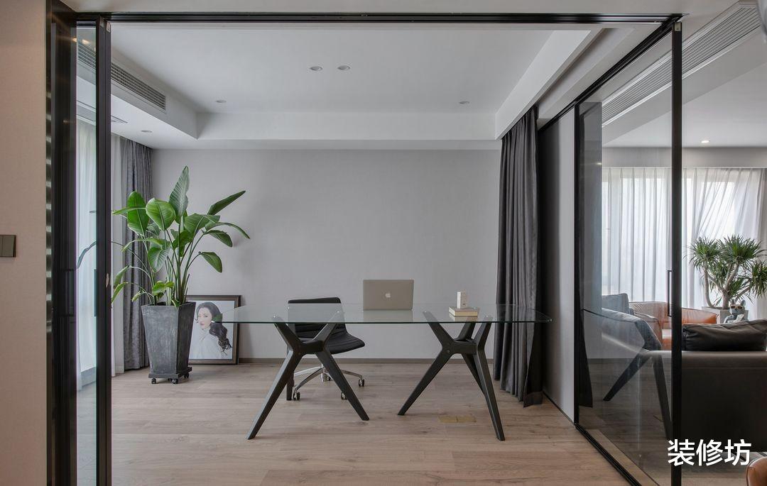 设计师|140平的现代简约风，时尚个性又很有格调，专属于新婚小夫妻的家