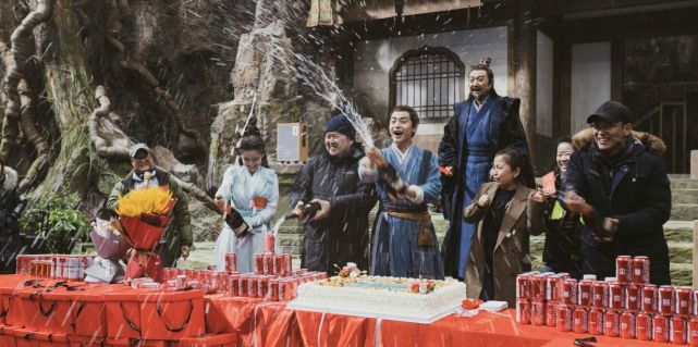 Angelababy|Baby情人节文案再引离婚猜测，疑暗示自己目前单身