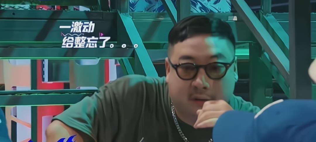一颗许愿树 《街舞4》小海疑似“放炮”，发文称是补录版本，网友评论两极化