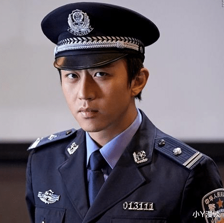 张哲瀚|张哲瀚新剧官宣，刚爆红就沦为配角？看到男主后难怪他愿意作配