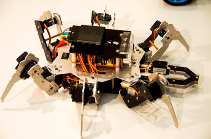 科学家 仿生物细胞群体机器人问世