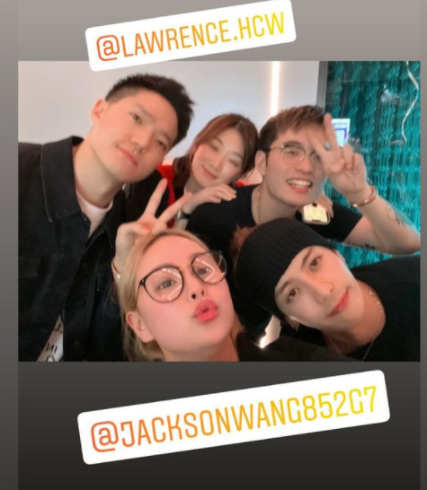 奚梦瑶|奚梦瑶出月子，何猷君未给女儿庆满月，约王嘉尔一起给表哥庆生日