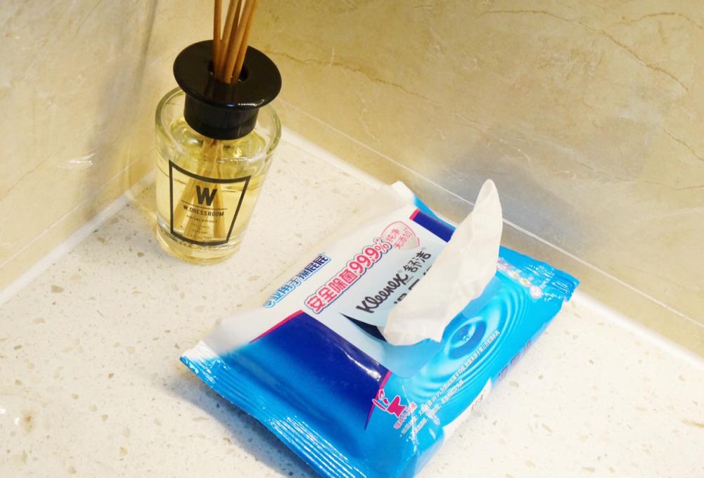 我家虽然装了智能马桶，但每次上完厕所，还是会用湿厕纸再擦一遍