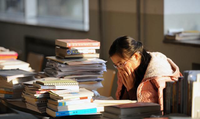 教闲育聊 北航清退400多名学生:混大学的时代真的要结束了