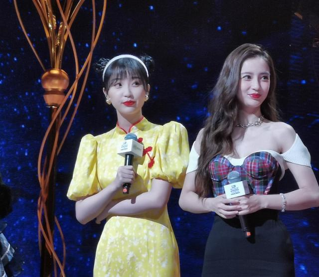 王宝强|Angelababy晒虞书欣镜头下的自己，眨眼卖萌超可爱，合影生图好美