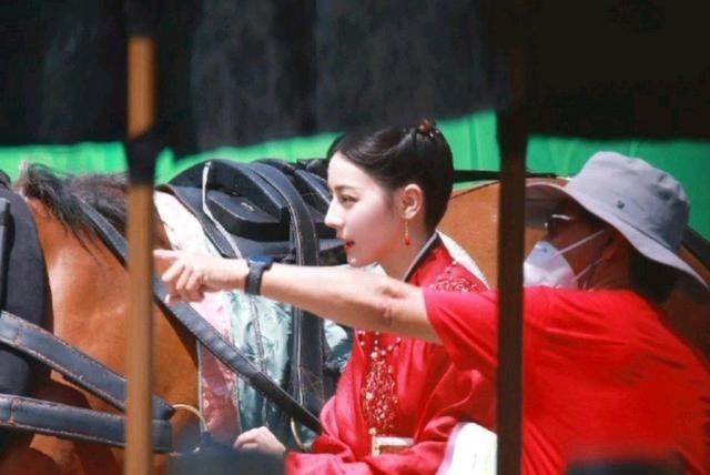 迪丽热巴|迪丽热巴和龚俊合作，要塑造女版梅长苏？是不是捧得有点儿过了！