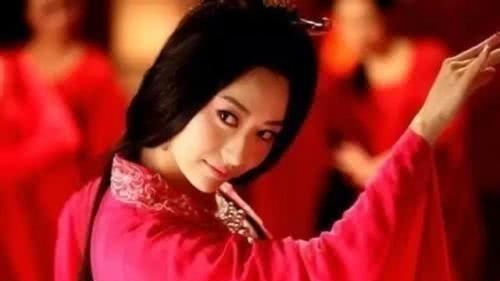 百哥曰|民间故事：屠夫救下落水尼姑，尼姑以身相许，成亲后屠夫日渐消瘦