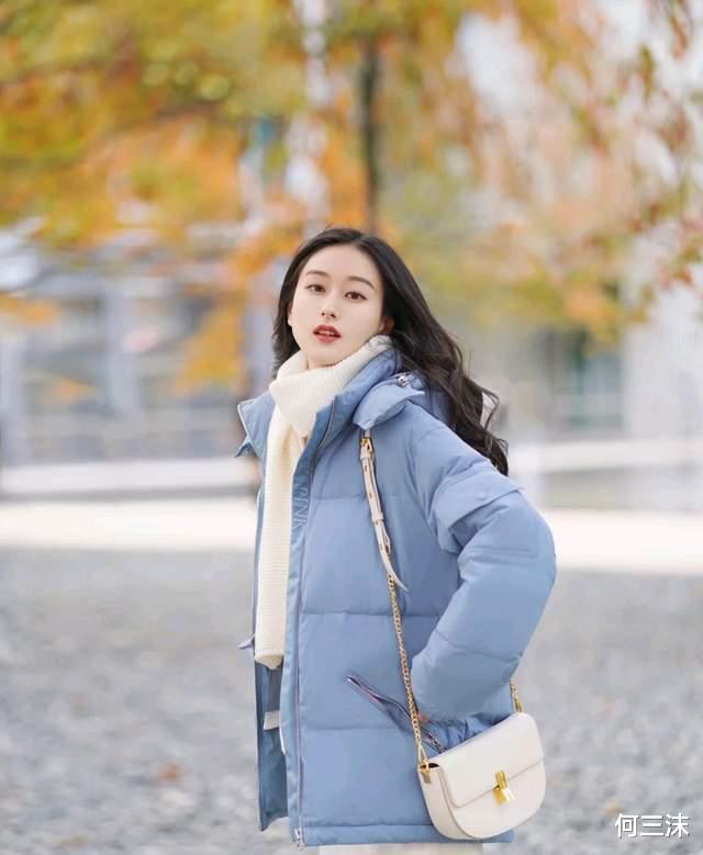 何三沫 你穿对羽绒服了吗?如果没选对款式,会显得很臃肿