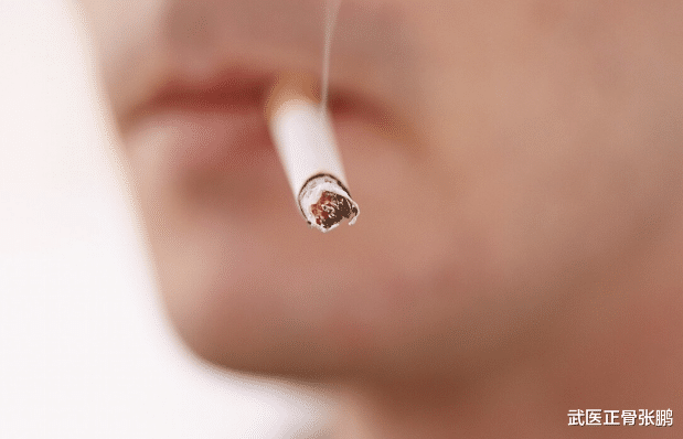 养生|肩膀酸痛，查出肝癌？医生提醒：上身2种“异常”，趁早查肝CT