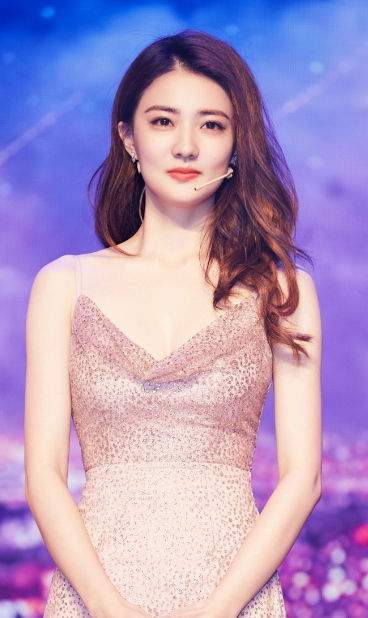 徐璐|和张铭恩分手后徐璐开挂？当初嫌弃她脸大，今美到认不出