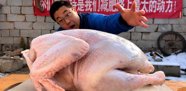 大v|千万粉丝吃播大V泡泡龙不幸去世，年仅29岁，大胃王们赶紧停止吧