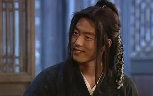 老明星|又一“尴尬”科幻片上线，找来一众老戏骨，换来的却都是一星差评