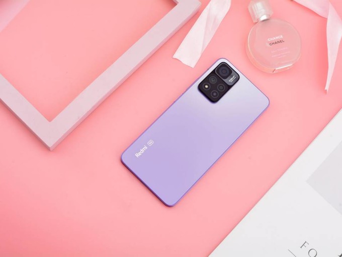 紅米Note|120W手機創新新低，1億主攝+4500毫安+256GB，跌至1999元