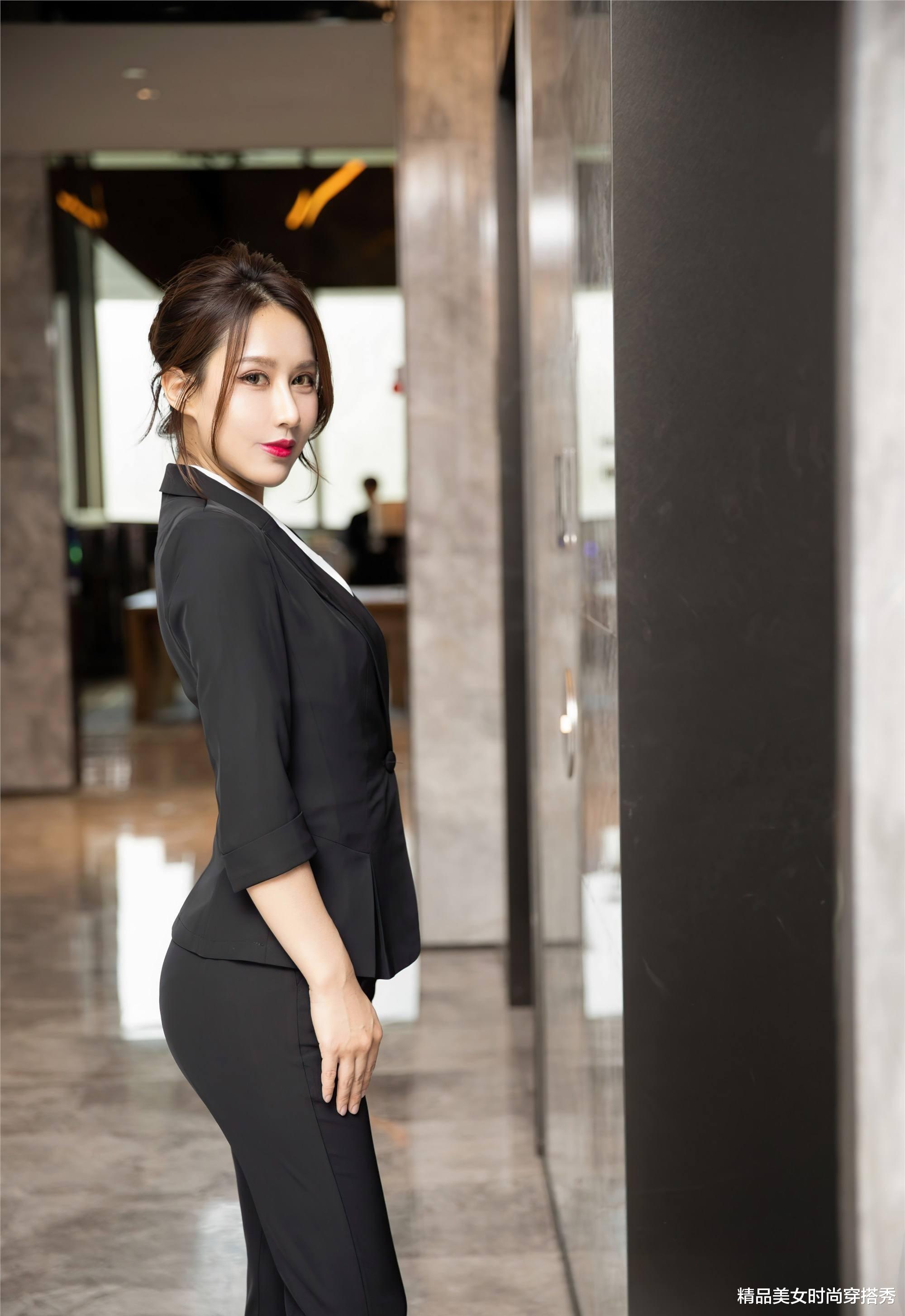 |西装控的女生看过来，西装套装搭配让你成为职场最靓的女王