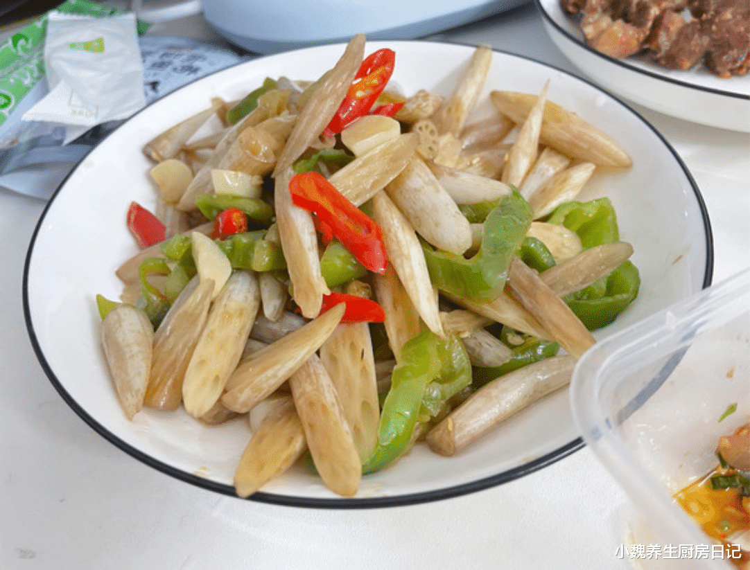 贫血|它才是天然“补血库”，女性要多吃，补血补铁，气色足了，脸色更红润