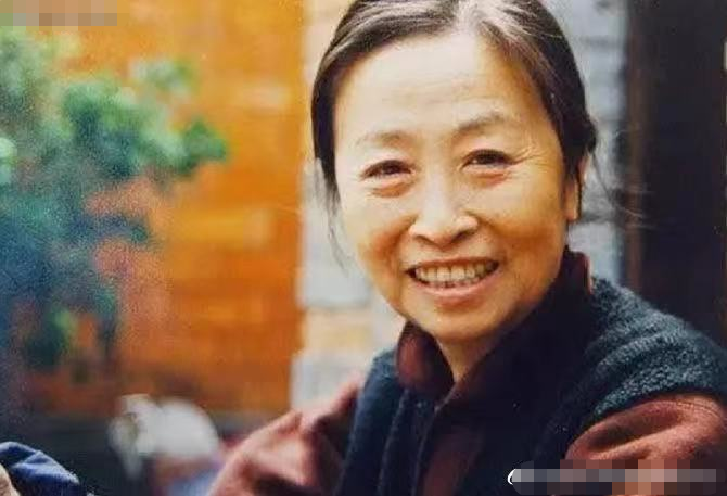 张少华|群星哀悼张少华：姜超杨志刚泪诉“没娘了”，贾玲杨洋悲痛万分