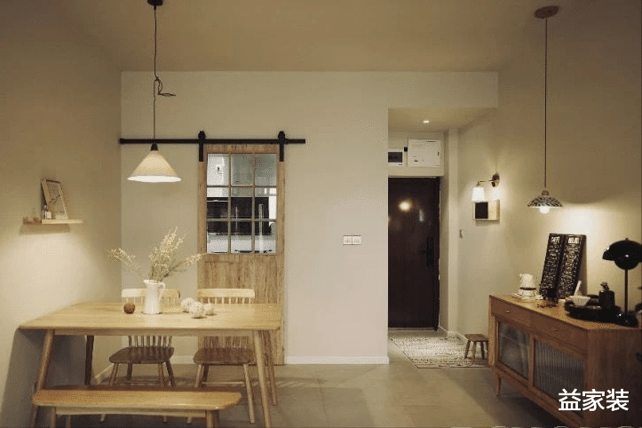 15万打造艺术之家，现代简约风的精致搭配，让家变得完美