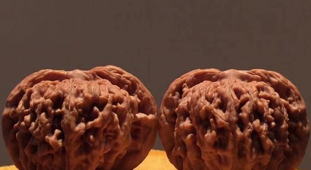 钱币|盘核桃不再需要3冬2夏了,这6种文玩核桃,上色包浆贼快!