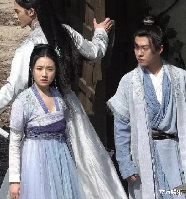 李兰迪|李兰迪新剧路透：背影似赵露思，鞋底厚度曝光身高短板！
