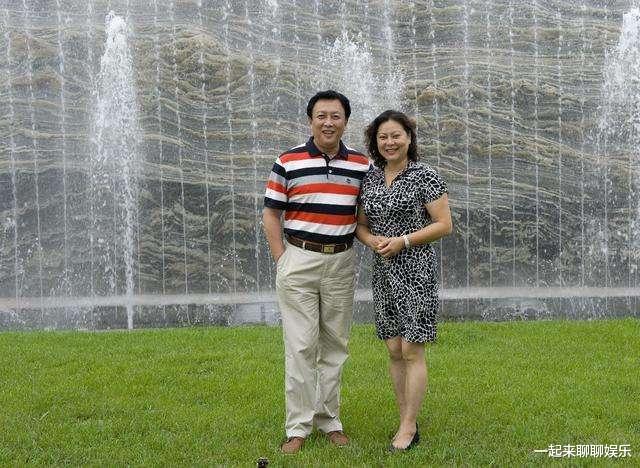 唐国强|唐国强女儿莉莉：母亲去世内心有痛，继母和父亲让她在悲痛中坚强