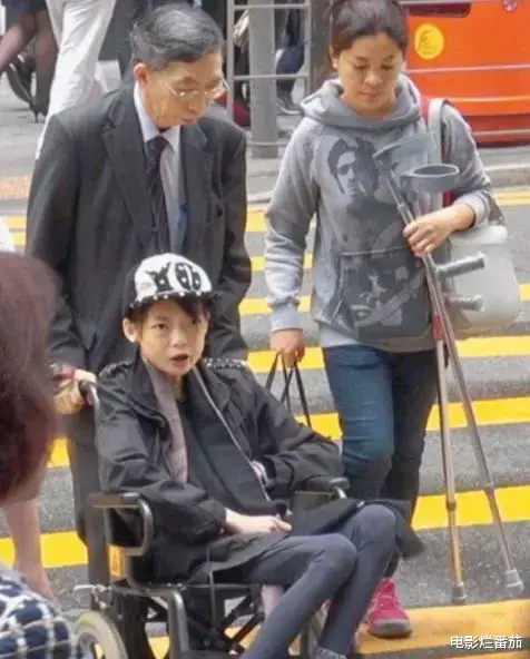 林瑞阳|“内卷”下暴瘦的娱乐圈明星,有的瘦到74斤,有的体力不支坐轮椅