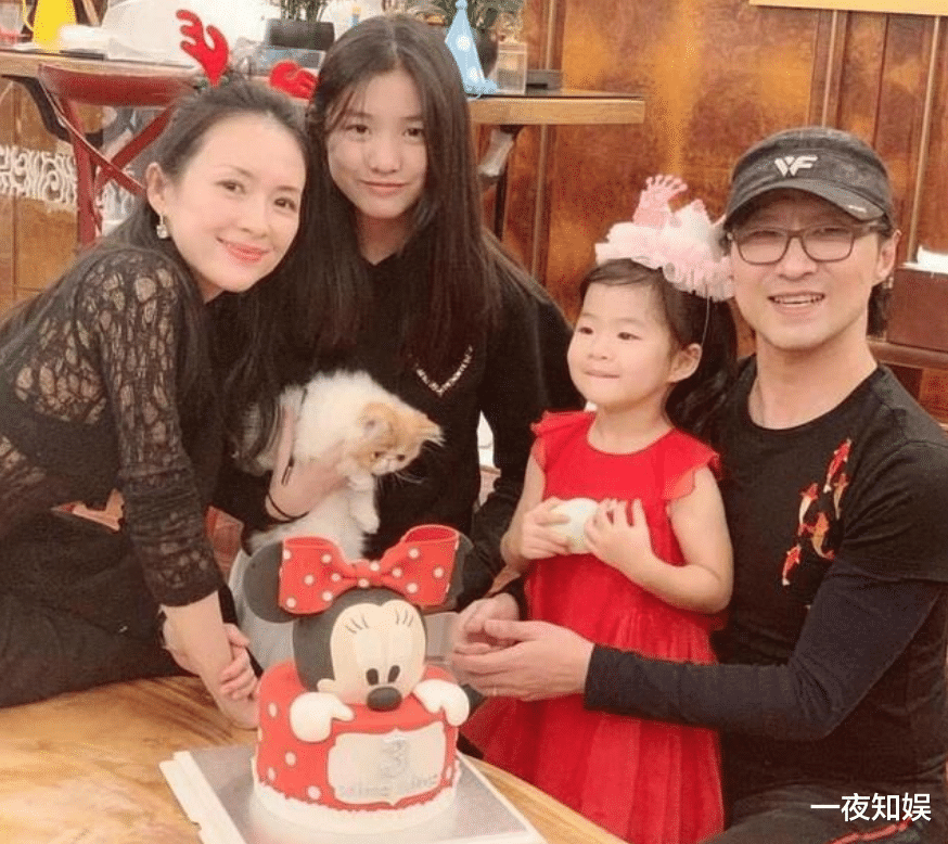 汪峰|汪峰骗了章子怡20年，隐藏的身份被扒出！怪不得三婚还要娶影后