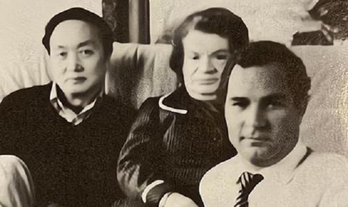 京剧|法国外交官娶京剧演员，还育有一子，19年后才知：爱妻竟是男儿身