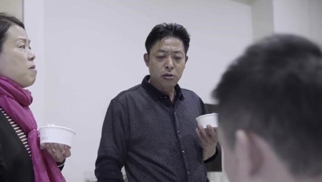 武汉|看态度见人品！亲家来帮忙住进自家大房，许敏甘愿租房，老杜喊冤