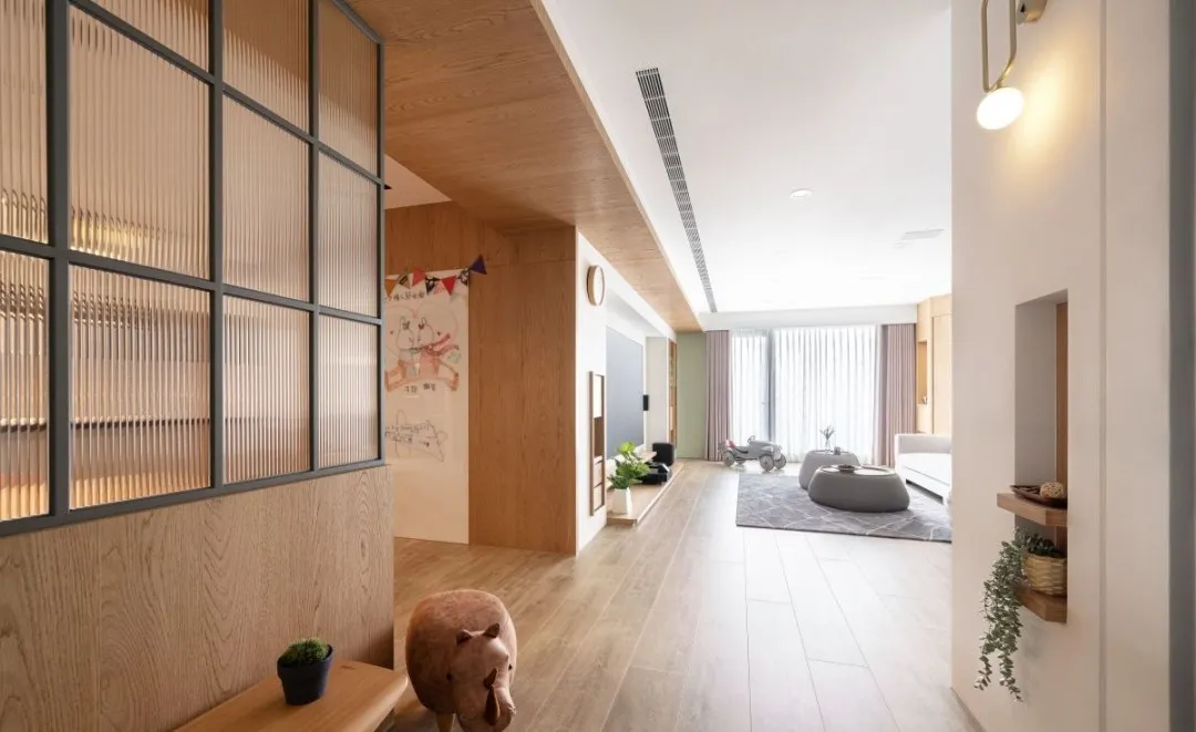 壁龛能满足收纳，同时提升颜值