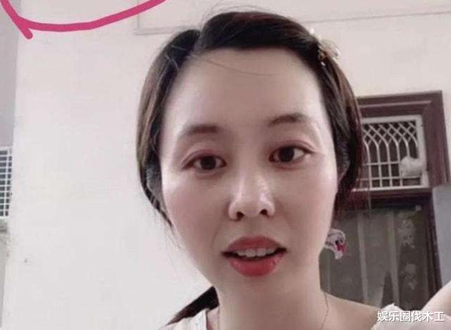 许敏|田静标价2万卖自己的梳妆台，称对方能赚全套洗浴用品，真会说话