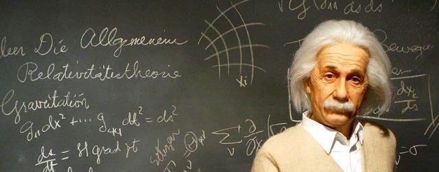 爱因斯坦 爱因斯坦诡异提问：若世界上只剩你一个人，门外敲门的人会是谁？