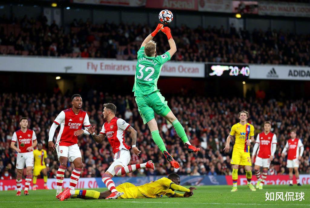 范齐全|2-2,曼联莱斯特城笑了!英超豪门创7年耻辱,2轮不胜落后榜首8分